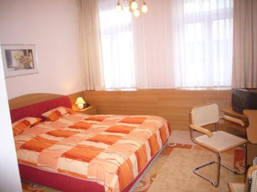 Central Budget Hotel Bonn Room photo